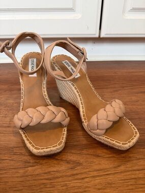 Steve Madden Beige Braided Espadrille Wedge Sandals